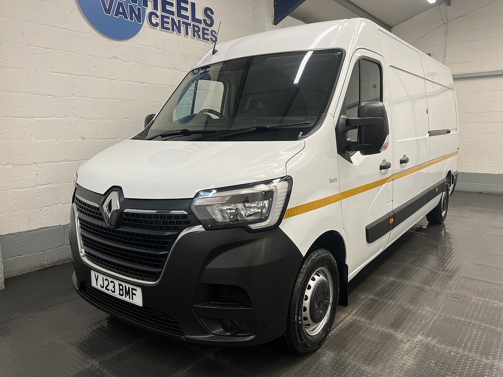 Renault Master 2.3 Dci 35 Start Panel Van Fwd L White