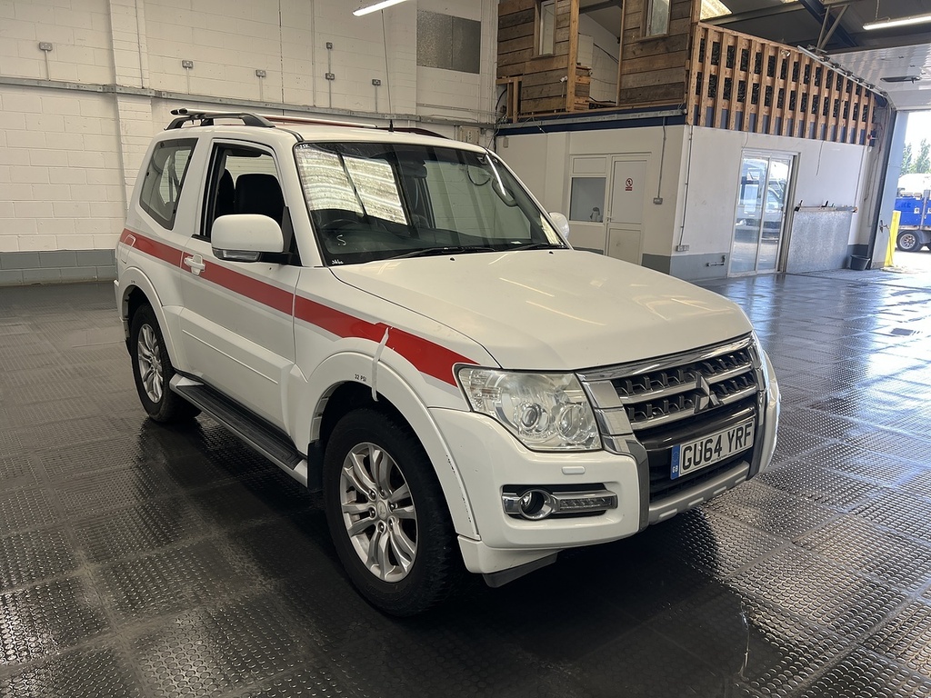 Mitsubishi Shogun 3.2 Di-dc Sg2 Suv 4Wd Euro 5 Swb White #4