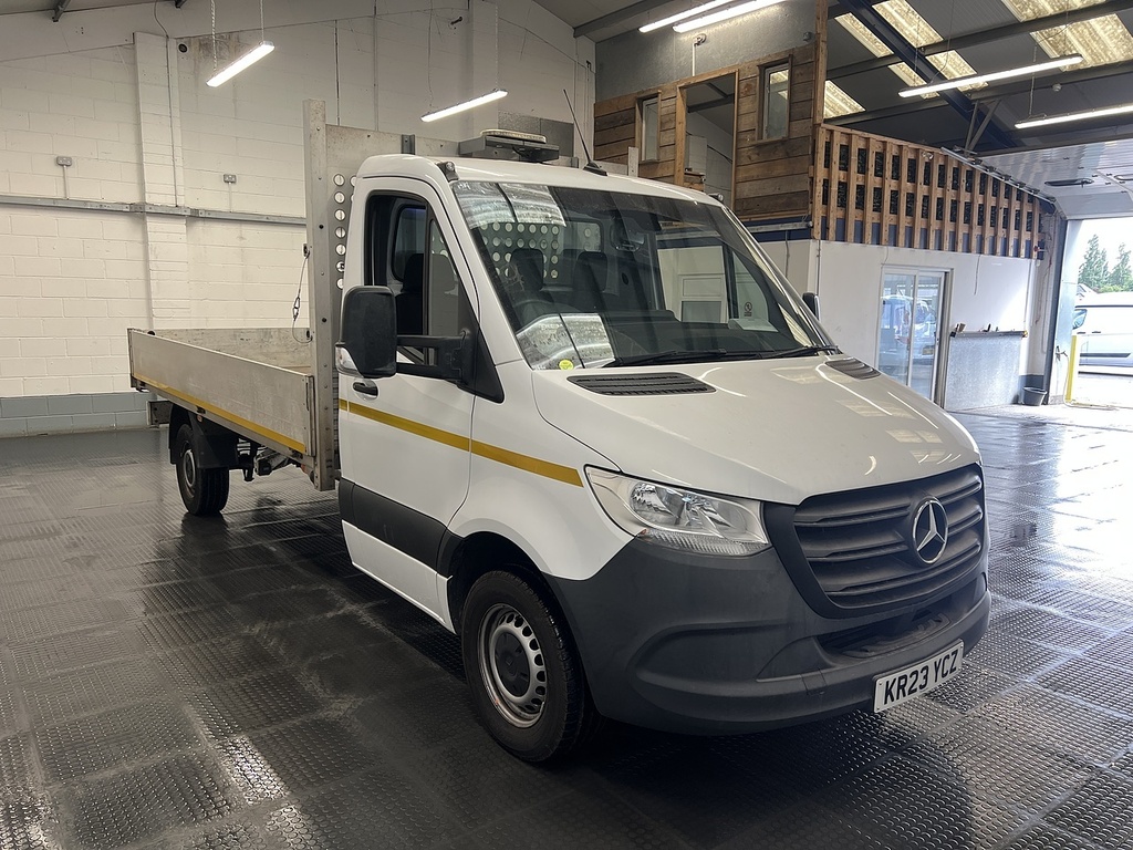 Mercedes-Benz Sprinter 2.0 315 Cdi Progressive Chassis Cab Man White