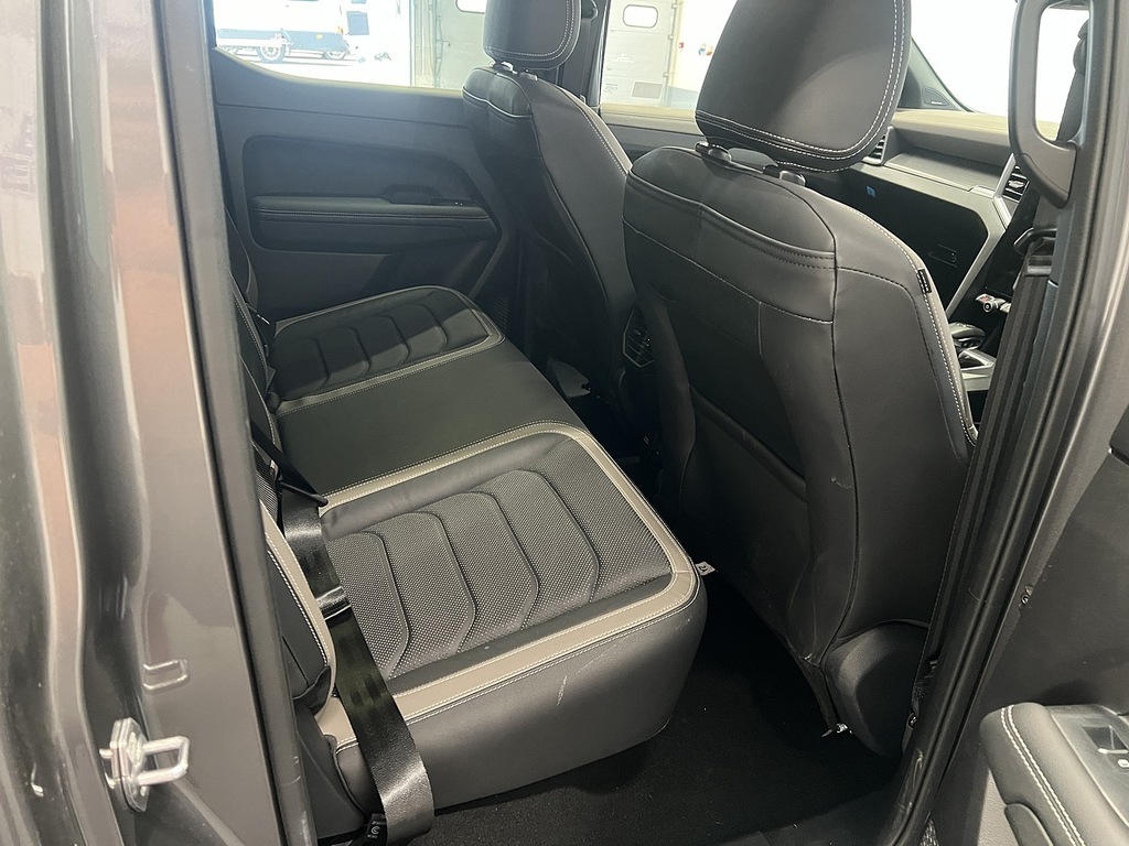 Volkswagen Amarok 3.0 Tdi V6 Aventura Pickup Double Cab A Grey #4