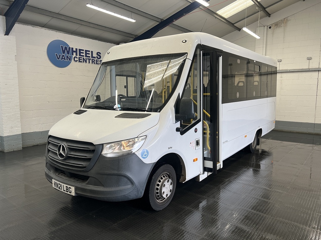 Mercedes-Benz Sprinter Treka 5T 16 Seat Wheelchair Bus White