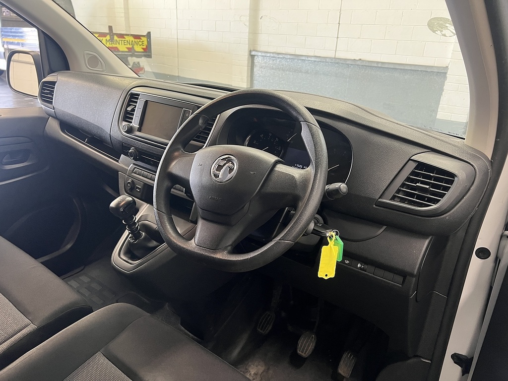 Vauxhall Vivaro 1.5 Turbo D 2900 Prime Panel Van 6Dr White #6