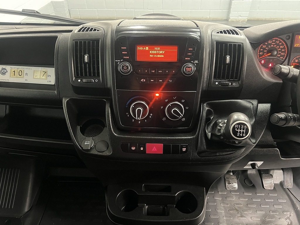 Peugeot Boxer 435 37Kwh Professional L2 H2 White #15