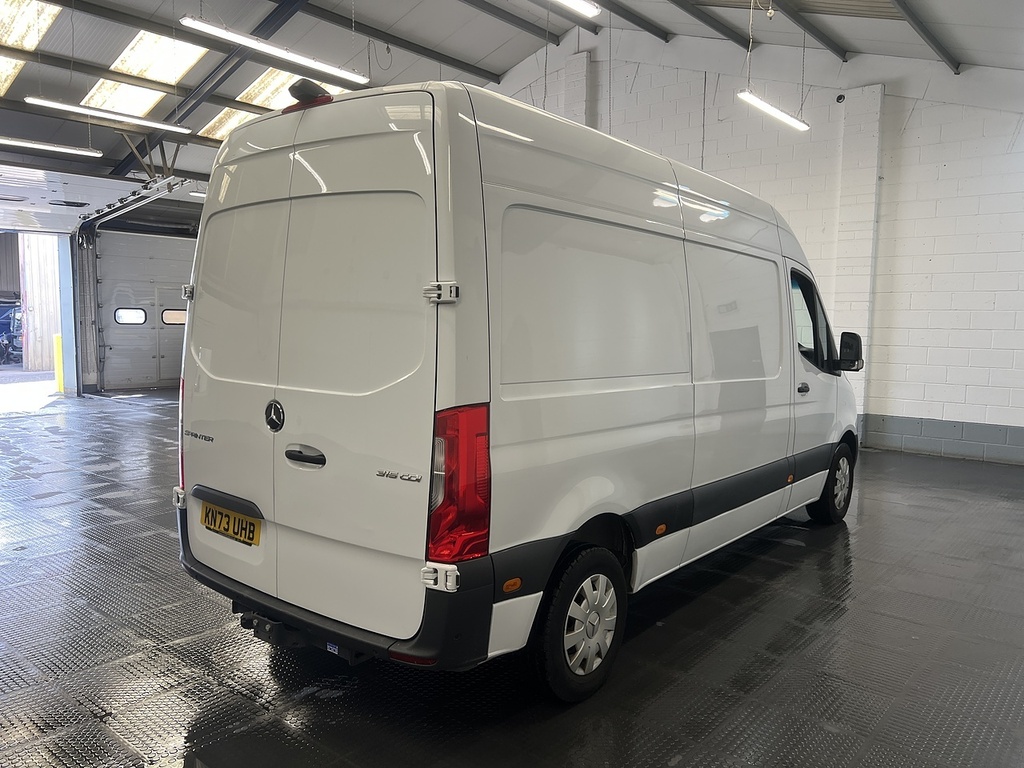 Mercedes-Benz Sprinter 2.0 315 Cdi Premium Panel Van G-tronic White #3
