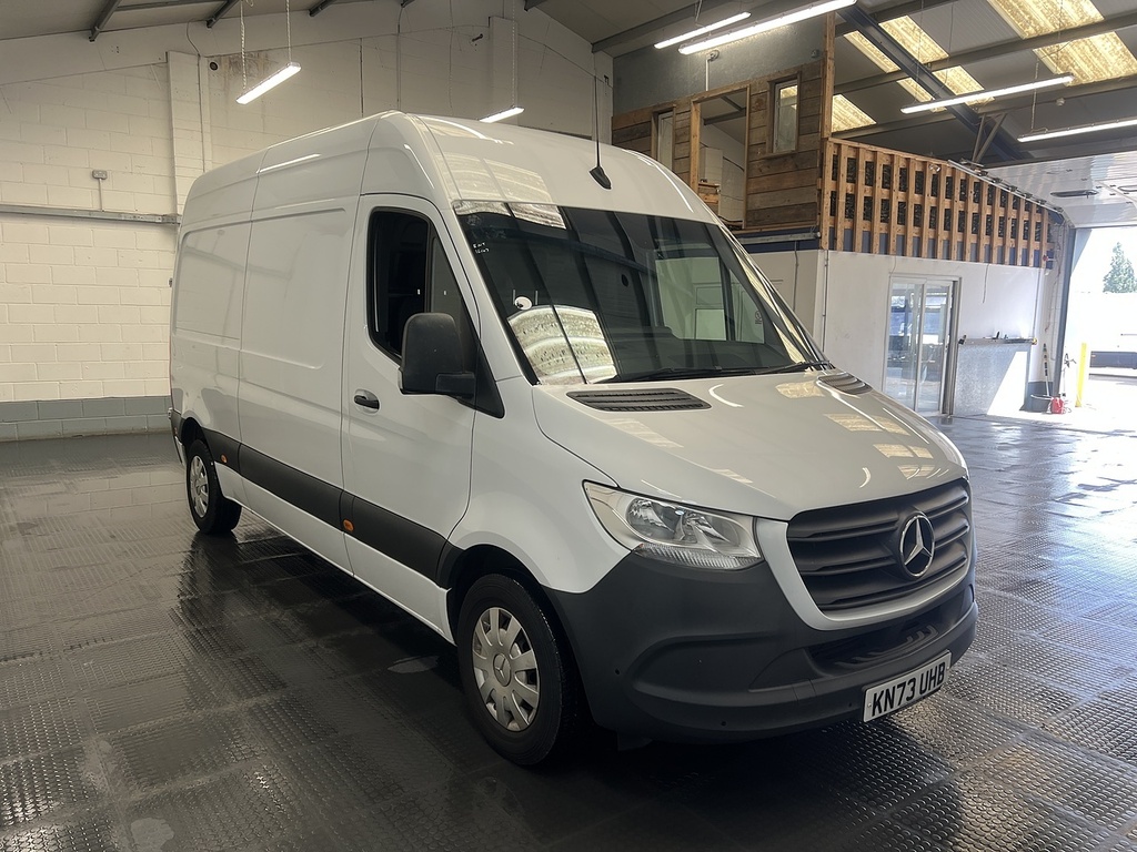 Mercedes-Benz Sprinter 2.0 315 Cdi Premium Panel Van G-tronic White #4