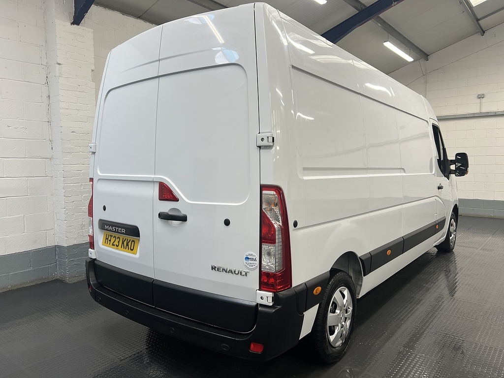 Renault Master Master 2.3 Dci 35 Business Fwd Lwb Medium Roof Eu White #5