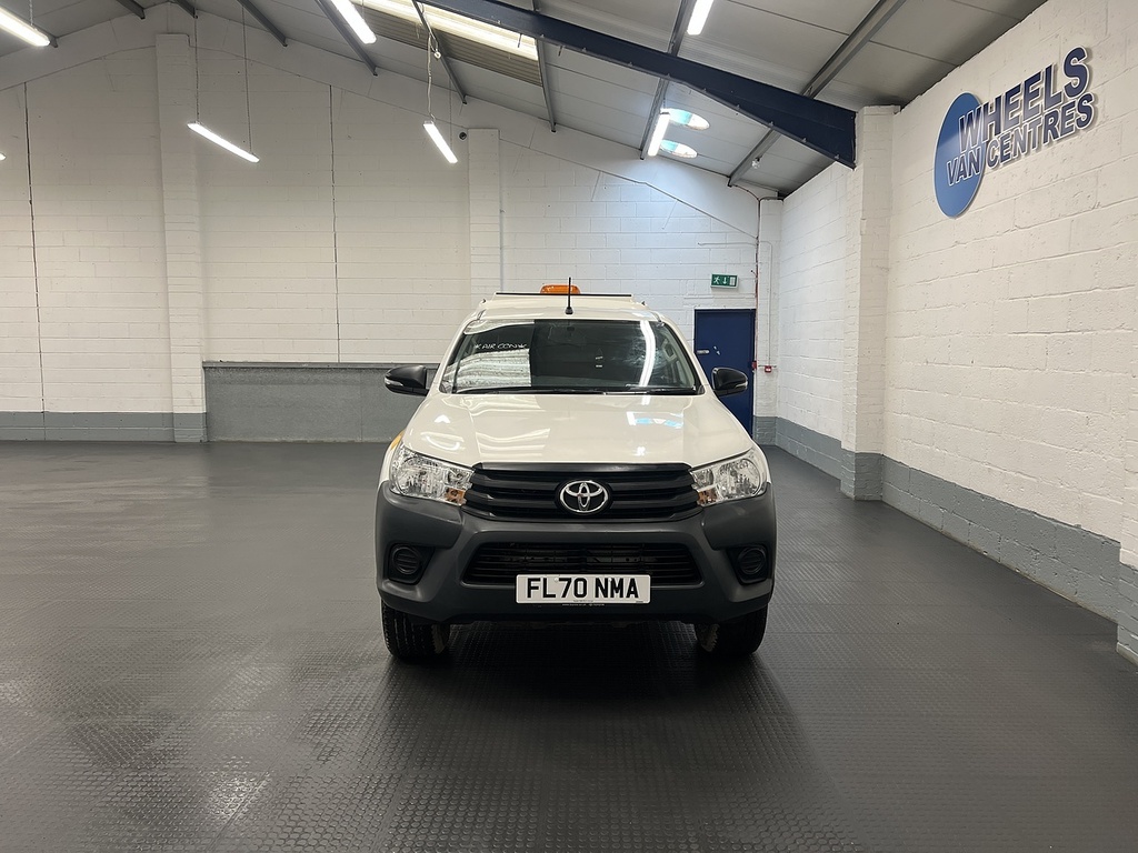 Toyota HILUX Diesel Black #8