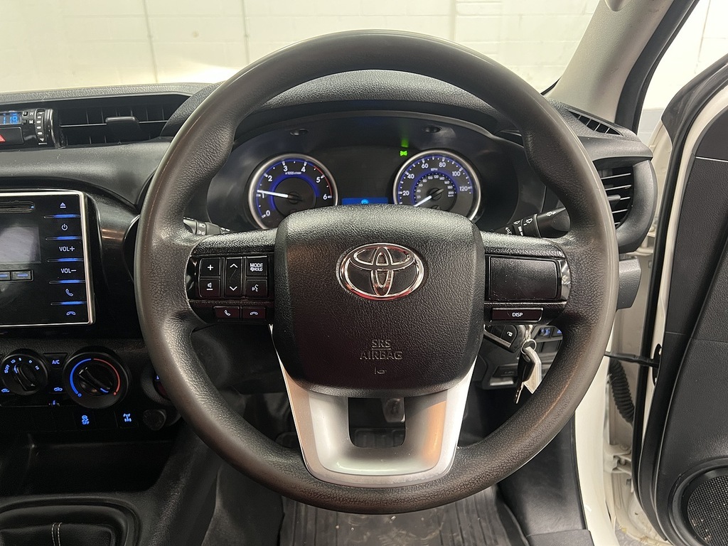 Toyota HILUX Diesel Black #17