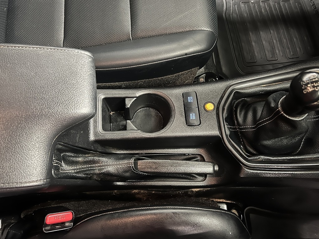 Toyota HILUX Diesel Black #25