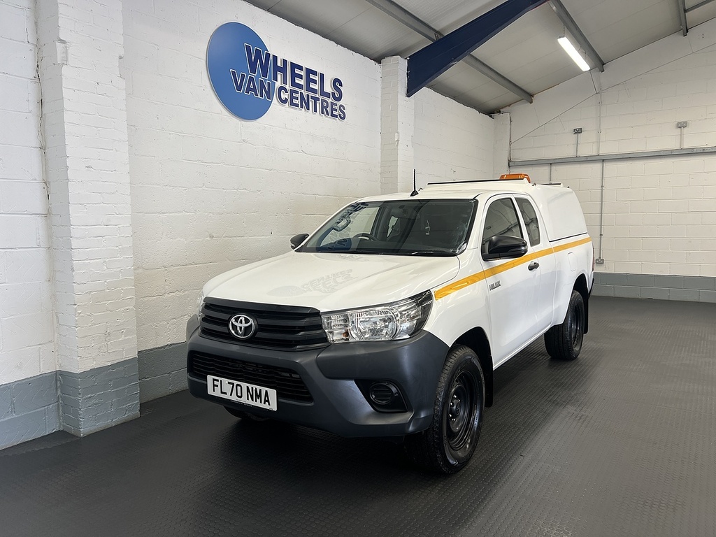 Toyota HILUX 2.4 D-4d Active Extra Pickup Extended Cab Dies White