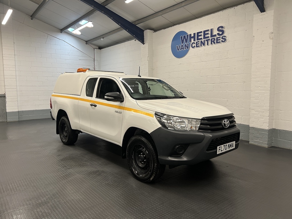 Toyota HILUX Diesel Black #7