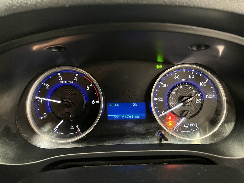 Toyota HILUX Diesel Black #16