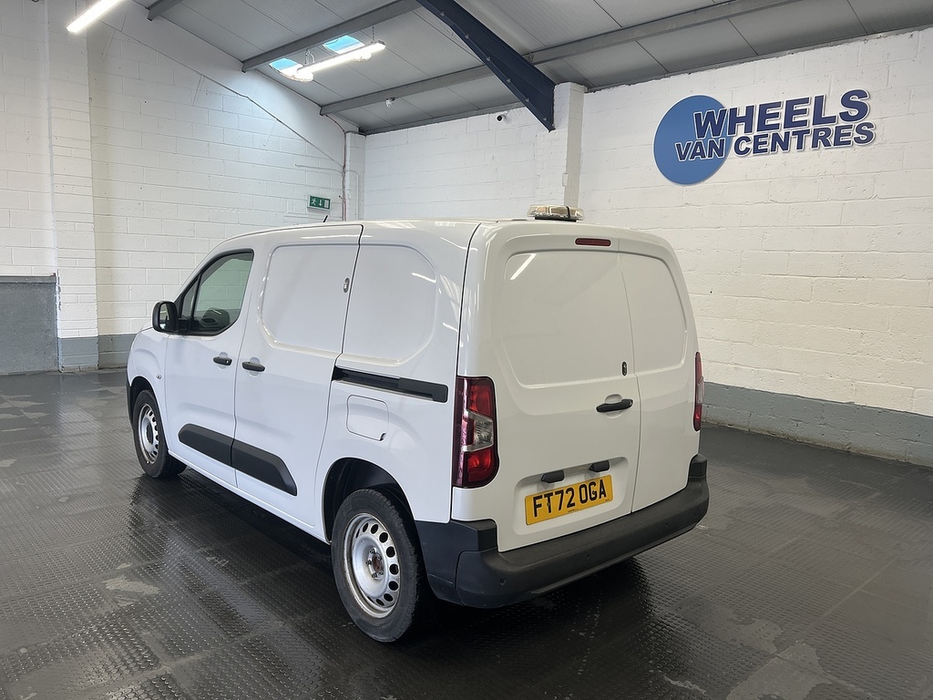 Peugeot Partner 1.5 Bluehdi 1000 Professional Premium Standard P White #2