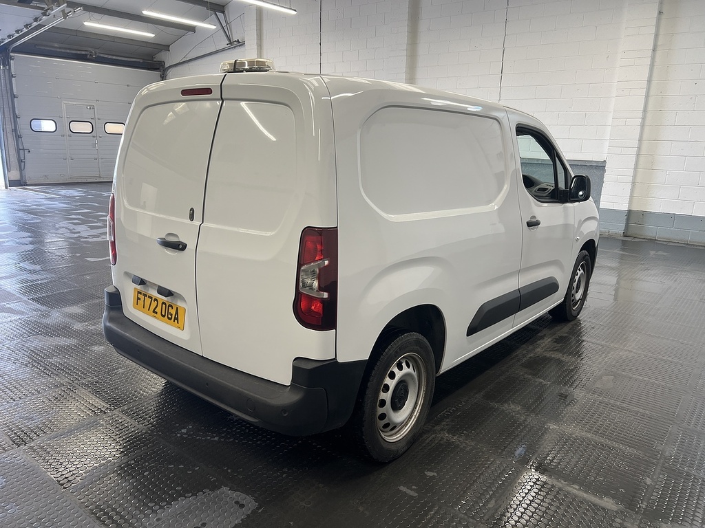 Peugeot Partner 1.5 Bluehdi 1000 Professional Premium Standard P White #3