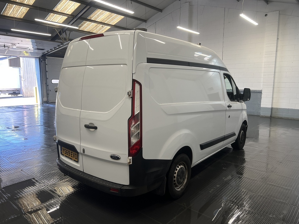 Ford Transit Custom 2.0 300 Ecoblue Leader Panel Van YS69EVD White #3
