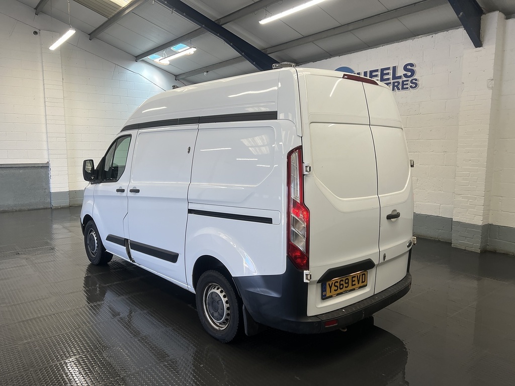 Ford Transit Custom 2.0 300 Ecoblue Leader Panel Van YS69EVD White #2