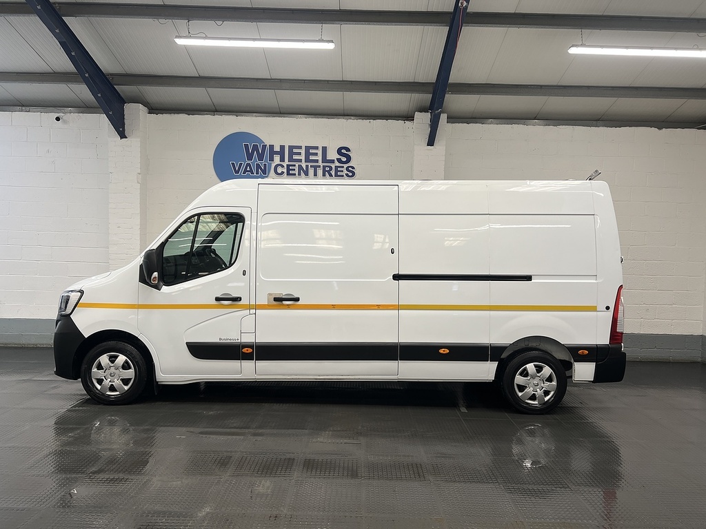 Renault Master 2.3 Dci 35 Business Panel Van F White #2