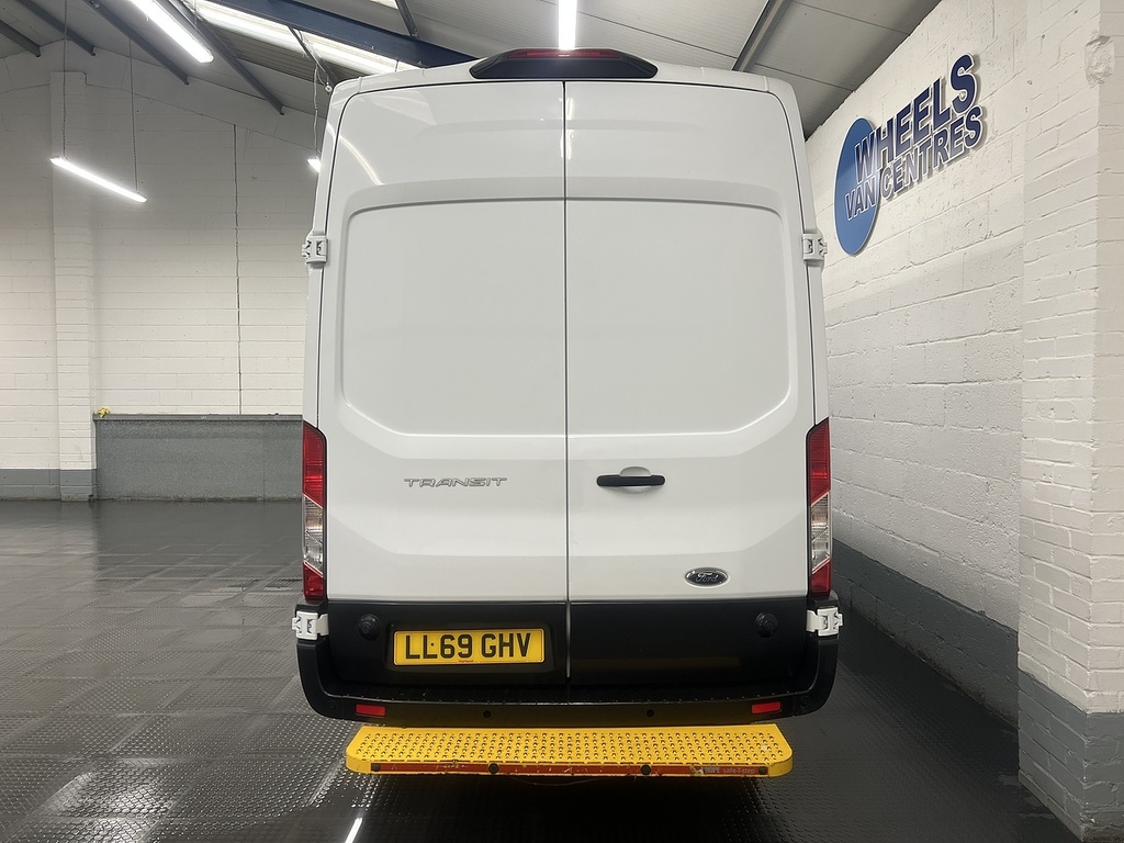 Ford Transit Custom 2.0 350 Ecoblue Leader Crew Van Double Cab 6Dr Die LL69GHV White #4