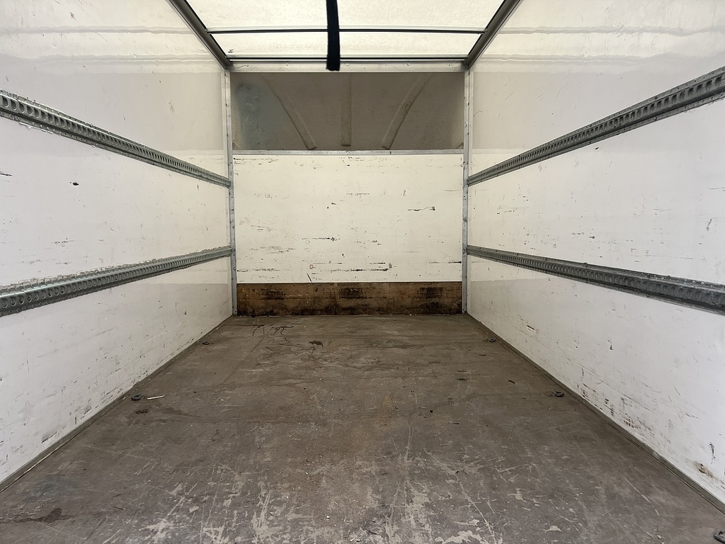 Mercedes-Benz Sprinter 2.0 315 Cdi Progressive Chassis Cab Man White #4