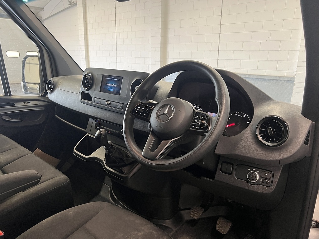 Mercedes-Benz Sprinter 2.0 315 Cdi Progressive Panel Van Manua White #6