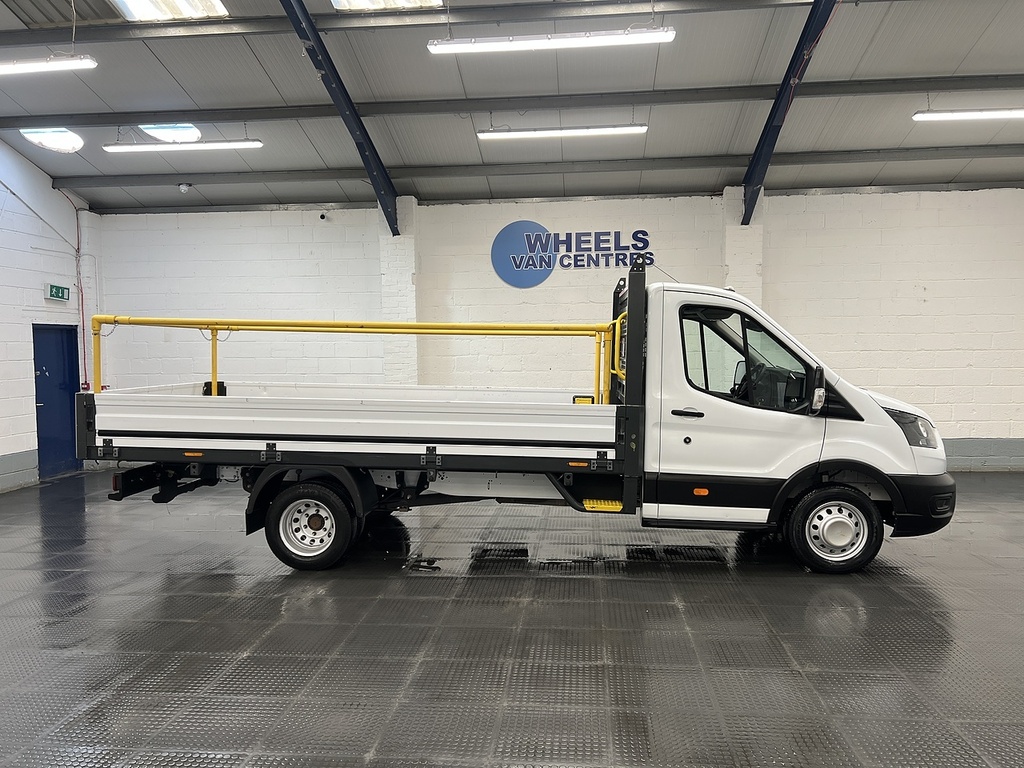 Ford Transit Custom 2.0 350 Ecoblue Hd Leader Chassis Cab M White #6