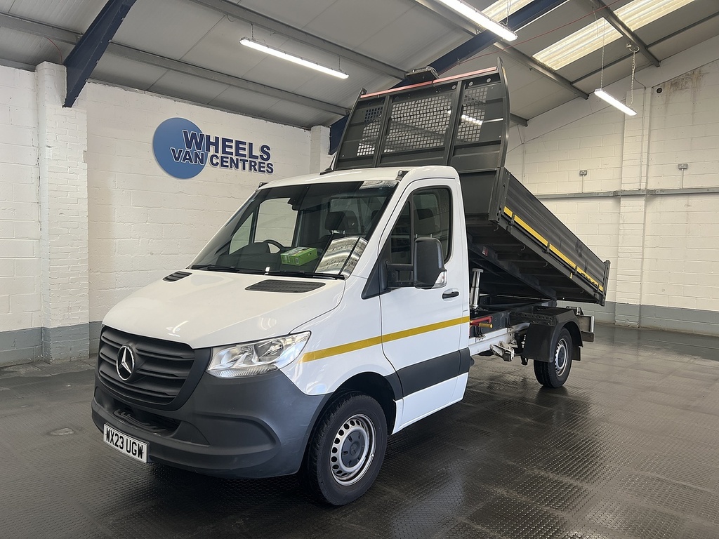 Mercedes-Benz Sprinter 2.0 315 Cdi Progressive Chassis Cab Man White