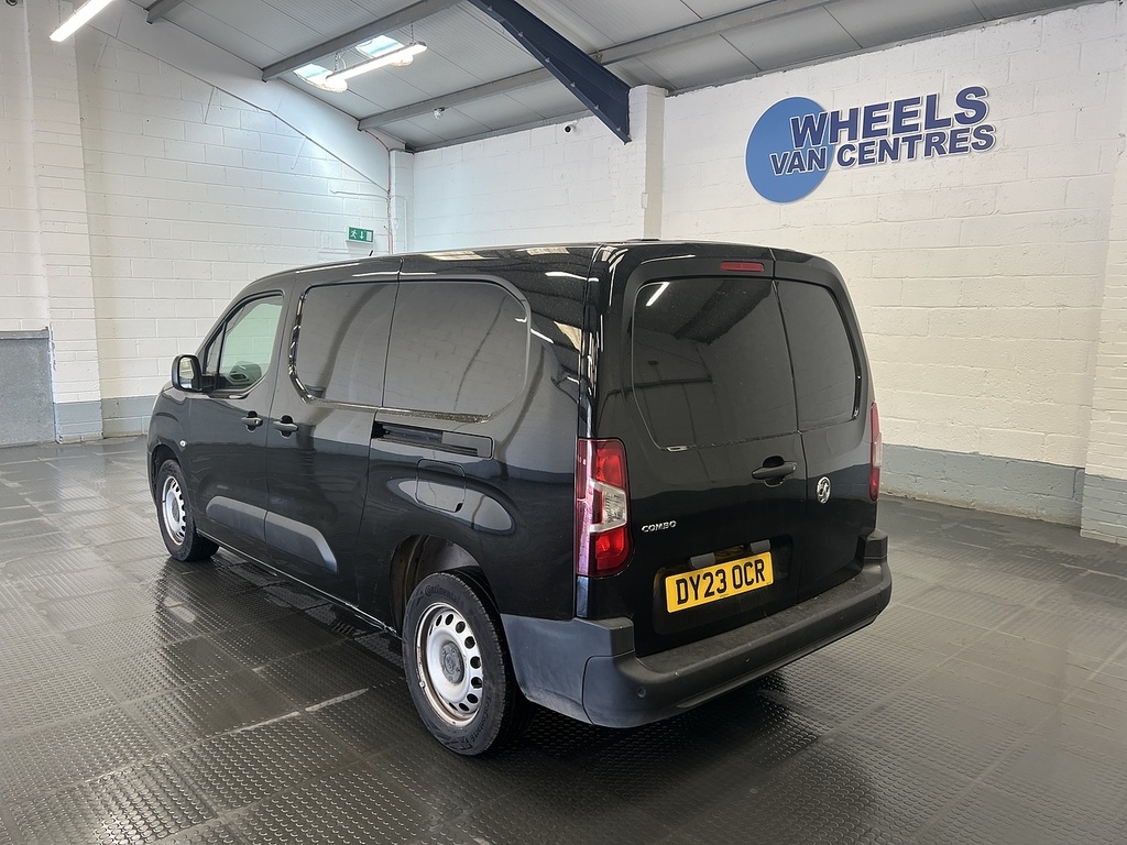 Vauxhall Combo 1.5 Turbo D 2300 Prime Panel Van 6Dr Black #2