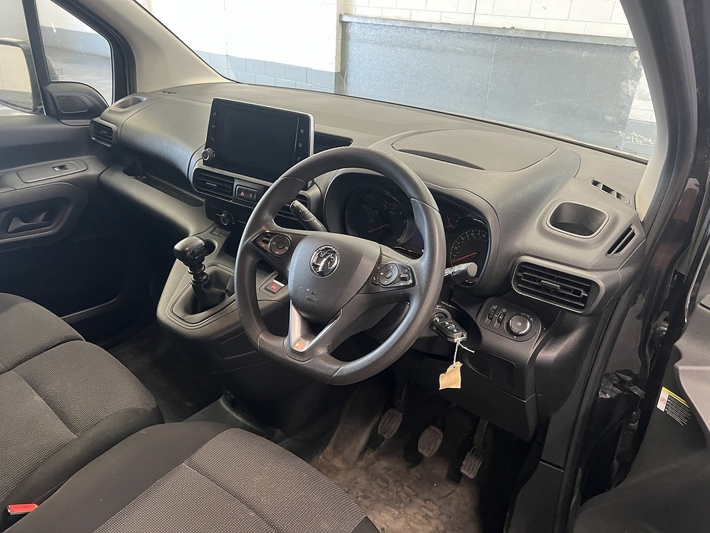 Vauxhall Combo 1.5 Turbo D 2300 Prime Panel Van 6Dr Black #6