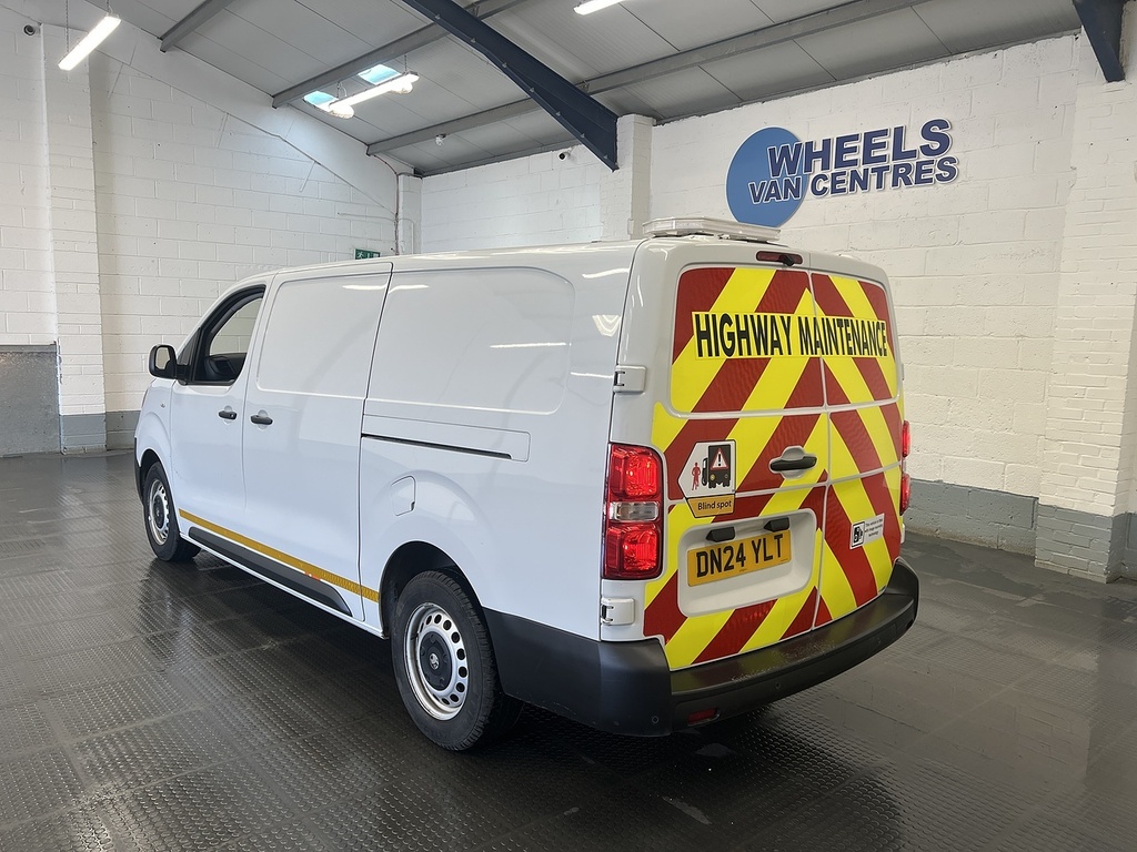 Vauxhall Vivaro 2.0 Turbo D Prime XL Panel Van 6Dr L White #2