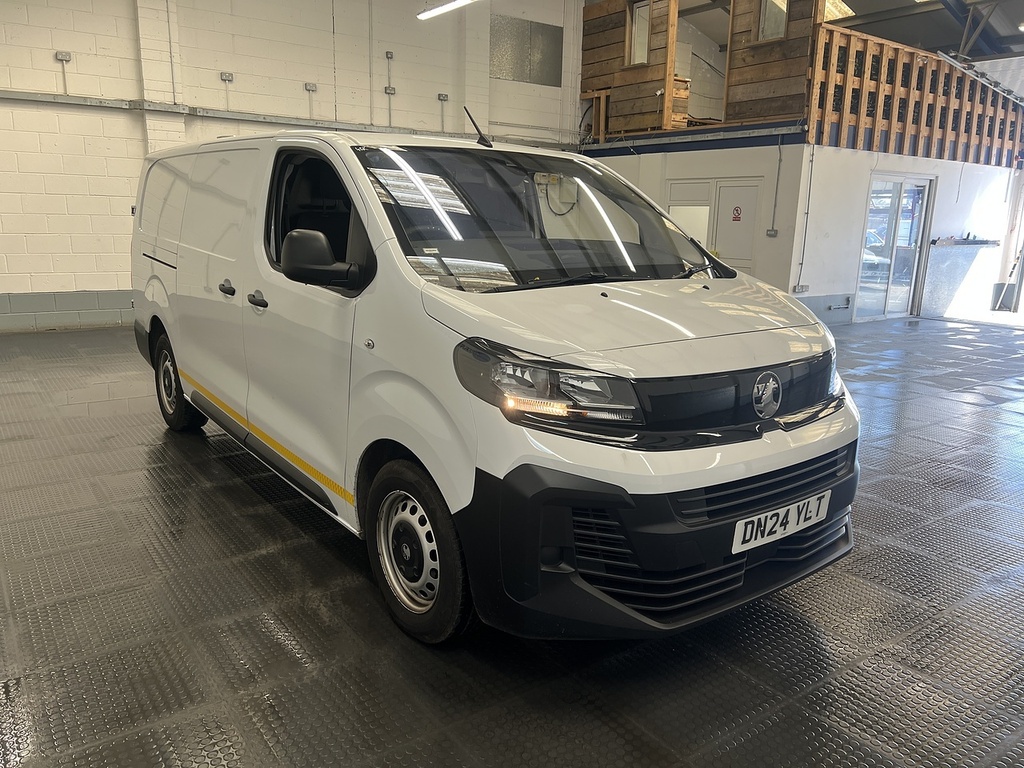 Vauxhall Vivaro 2.0 Turbo D Prime XL Panel Van 6Dr L White #4