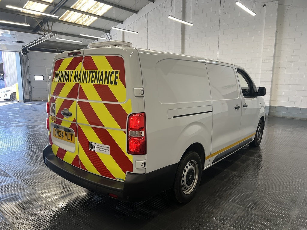 Vauxhall Vivaro 2.0 Turbo D Prime XL Panel Van 6Dr L White #3