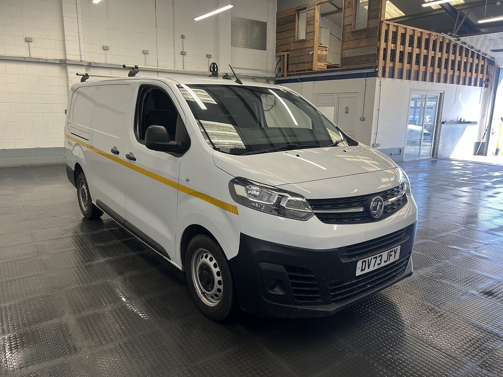 Vauxhall Vivaro 2.0 Turbo D 3100 Prime Panel Van 6Dr White #4