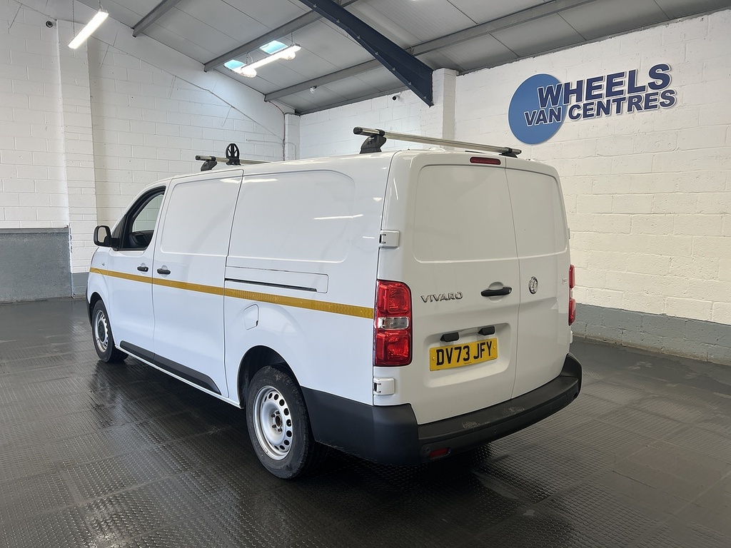 Vauxhall Vivaro 2.0 Turbo D 3100 Prime Panel Van 6Dr White #2