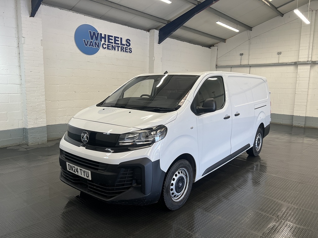 Vauxhall Vivaro 2.0 Turbo D Prime XL Panel Van 6Dr L White
