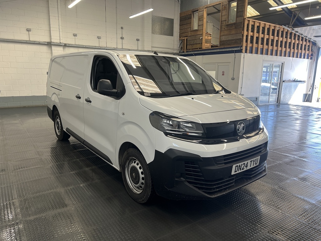 Vauxhall Vivaro 2.0 Turbo D Prime XL Panel Van 6Dr L White #4