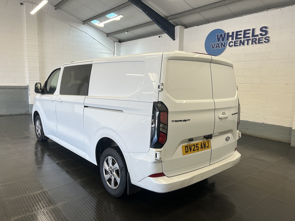 Ford Transit Custom 2.0 320 Ecoblue Limited Crew Van Double Cab Di White #2