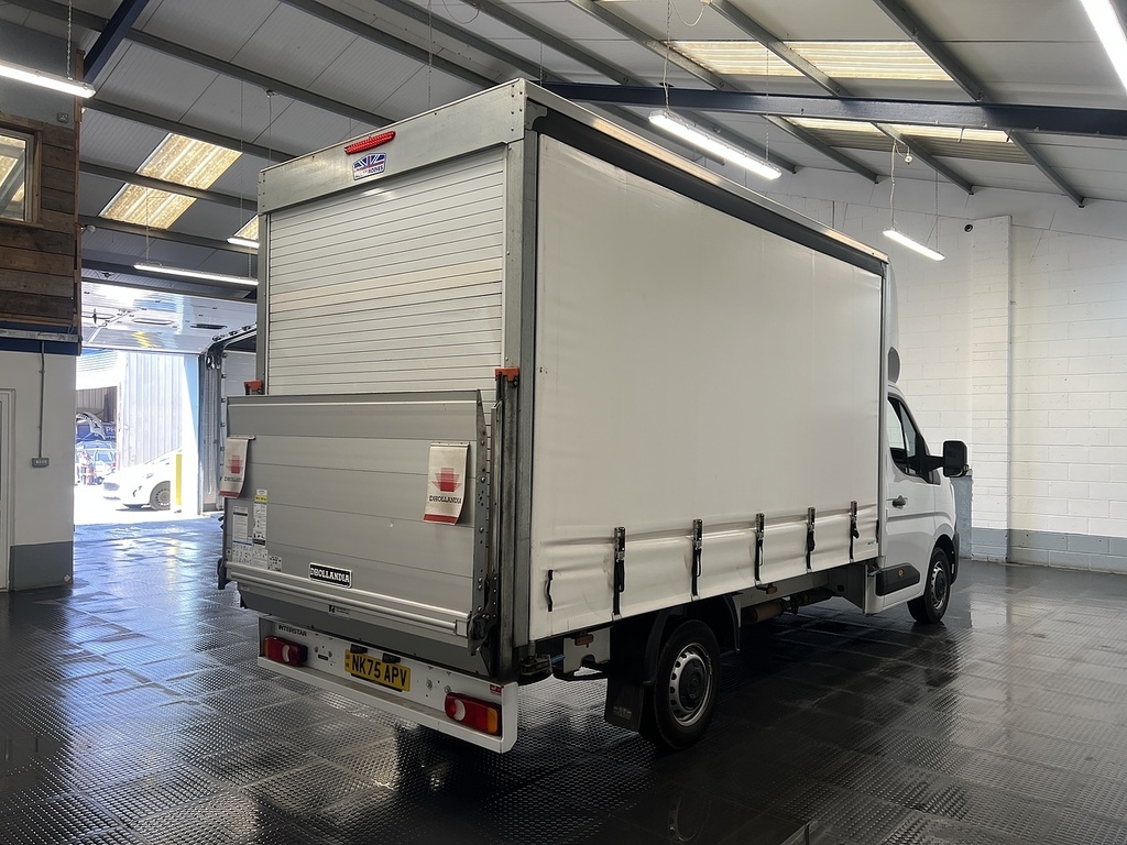 Nissan InterStar 2.0 Dci 35 Acenta Chassis Cab L3 White #2
