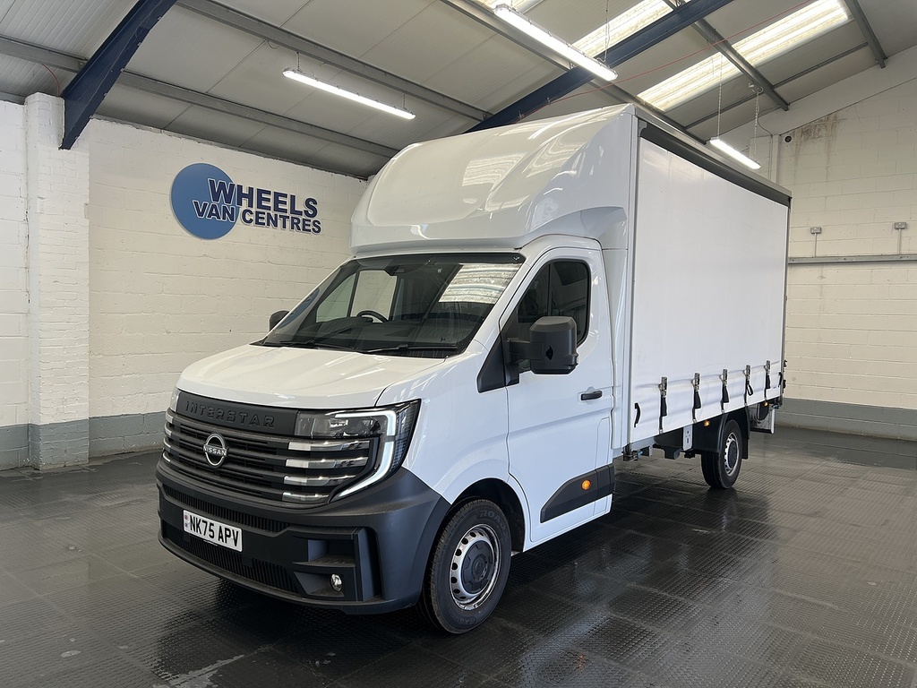 Nissan InterStar 2.0 Dci 35 Acenta Chassis Cab L3 White