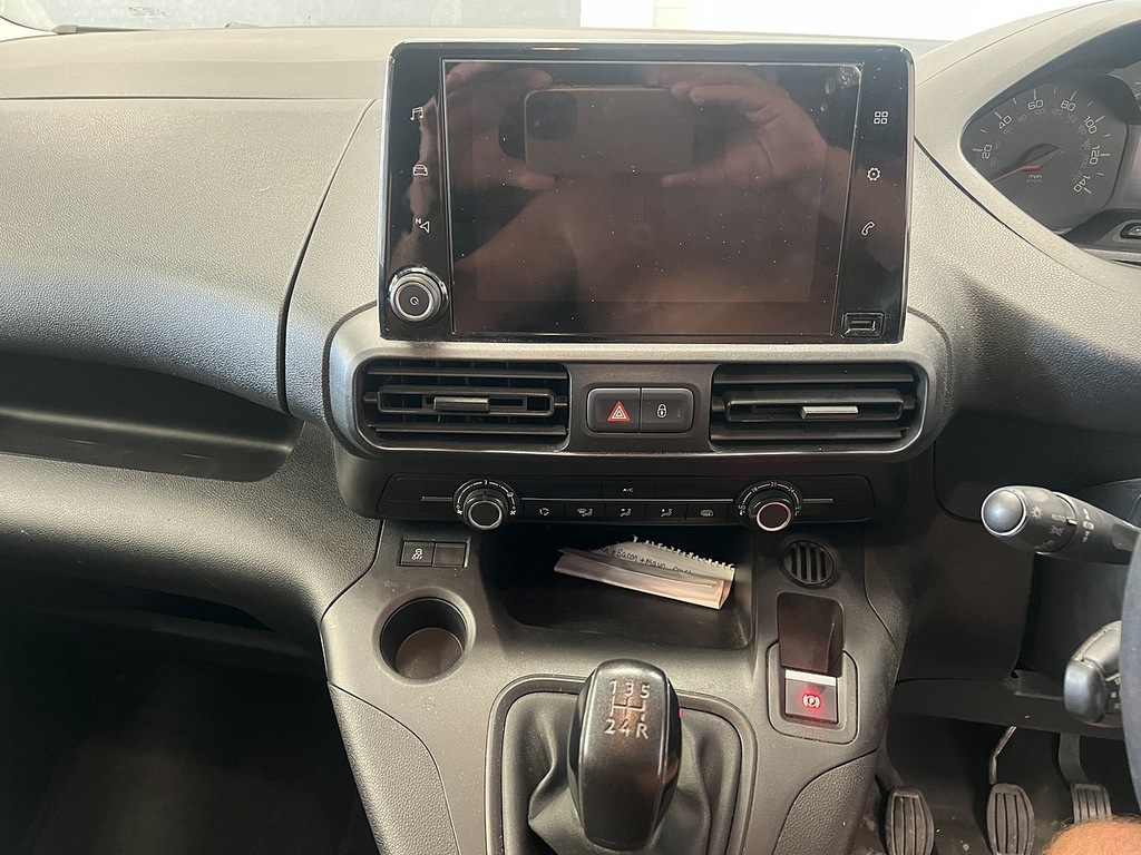 Peugeot Partner Blue Hdi 75 Ps Professional L1 Euro 6 With Air Con White #8