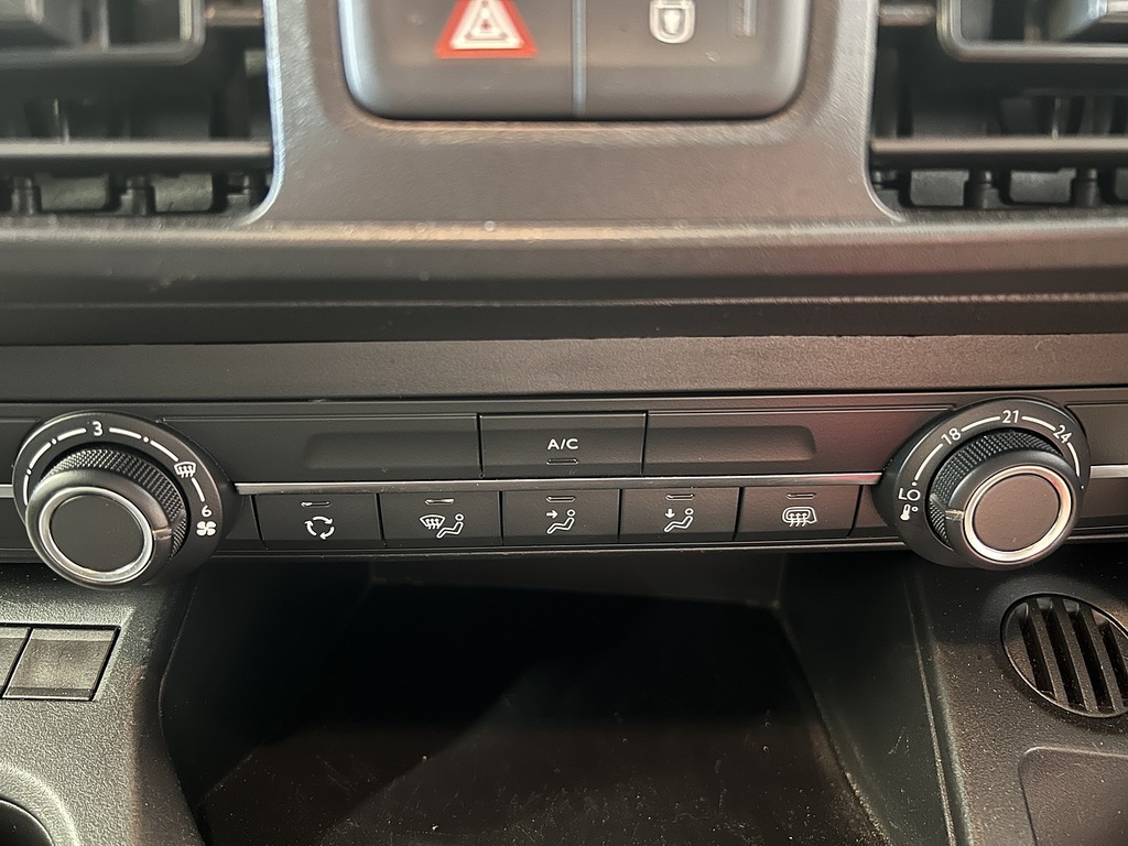 Peugeot Partner Bluehdi 950 Professional Premium L2 Euro 6 2023 Grey #9