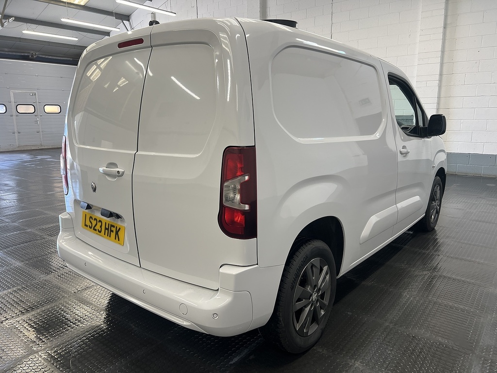 Peugeot Partner 1.5 Bluehdi 1000 Asphalt Premium Standard Panel White #3