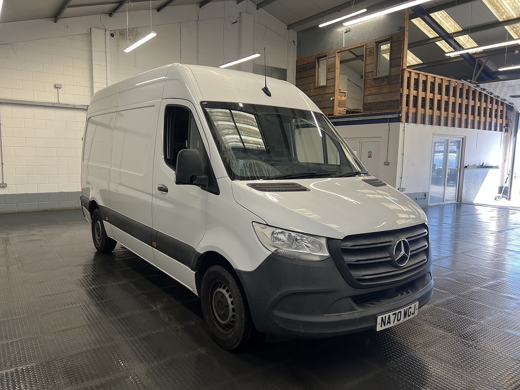 Mercedes-Benz Sprinter 2.0 315 Cdi Progressive Panel Van Manua White #4