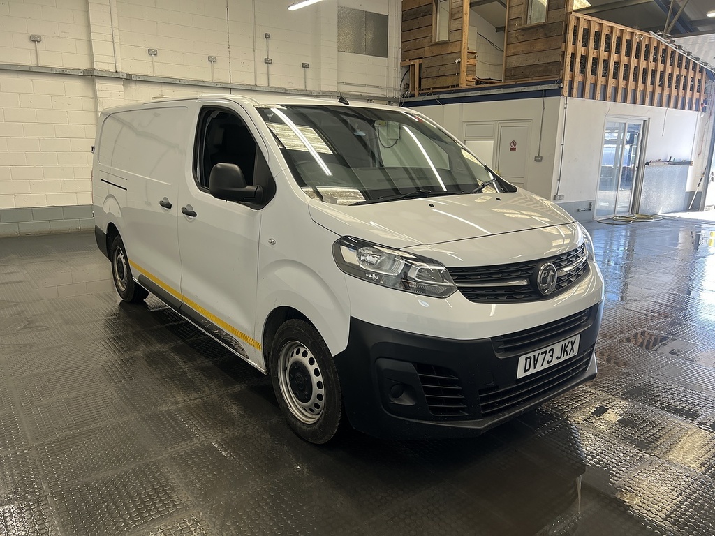 Vauxhall Vivaro 2.0 Turbo D 3100 Prime Panel Van 6Dr White #4
