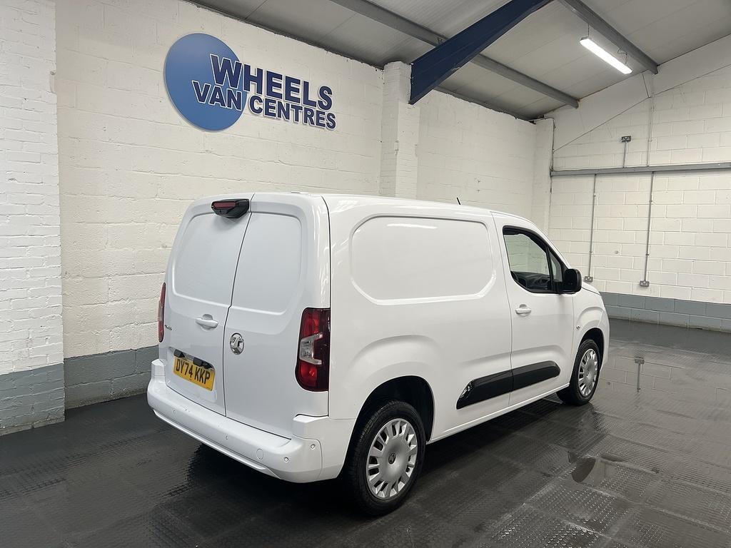 Vauxhall Combo 1.5 Turbo D 2300 Pro Panel Van S DY74KKP White #5