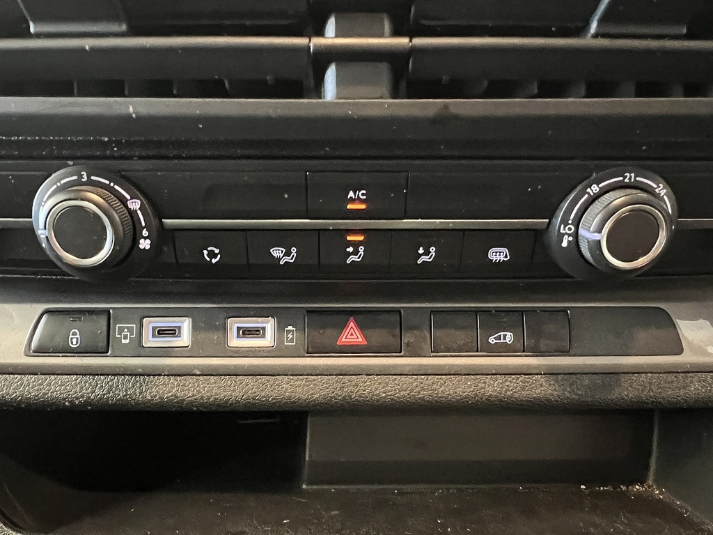 Vauxhall Vivaro L2h1 F2900 XL Prime Air Con Parking Sensors White #9