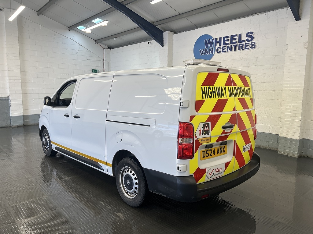 Vauxhall Vivaro 2.0 Turbo D Prime XL Panel Van 6Dr L White #2