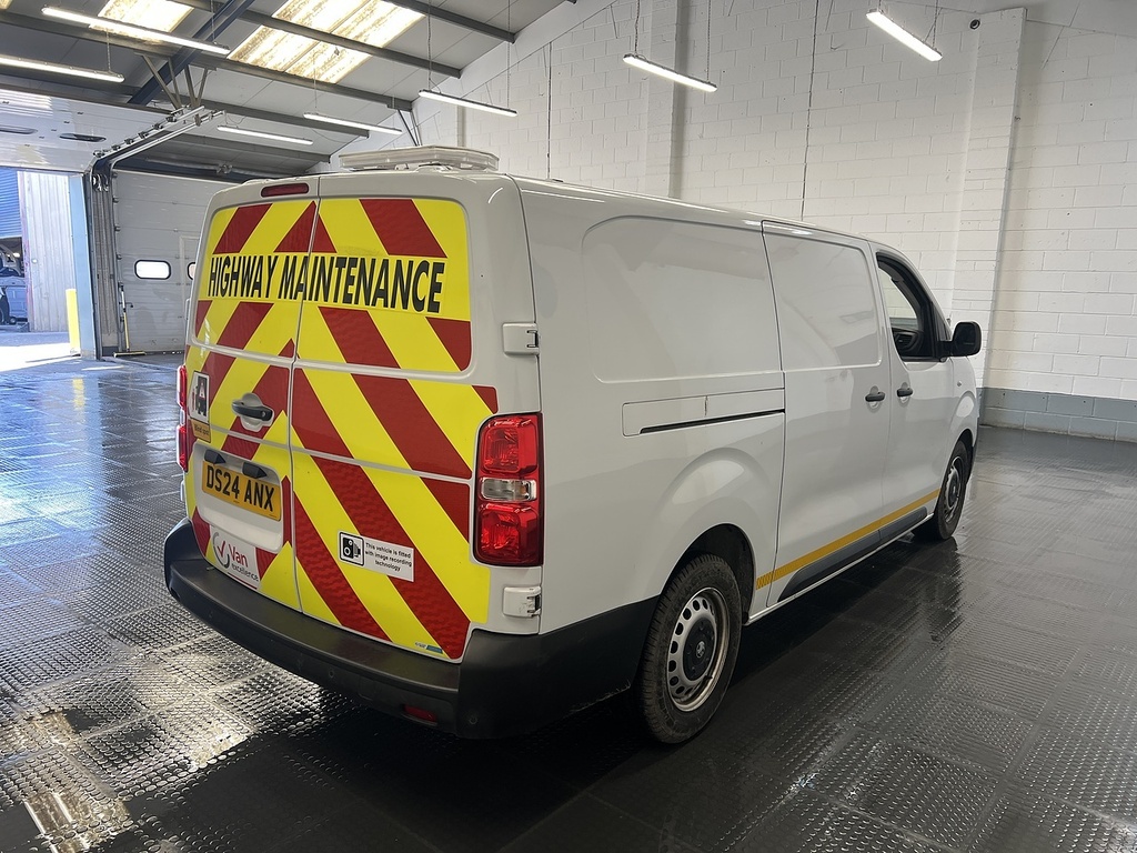 Vauxhall Vivaro 2.0 Turbo D Prime XL Panel Van 6Dr L White #3