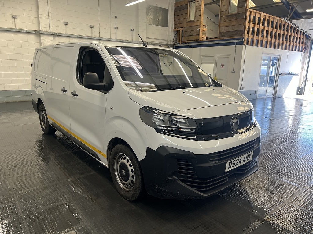 Vauxhall Vivaro 2.0 Turbo D Prime XL Panel Van 6Dr L White #4