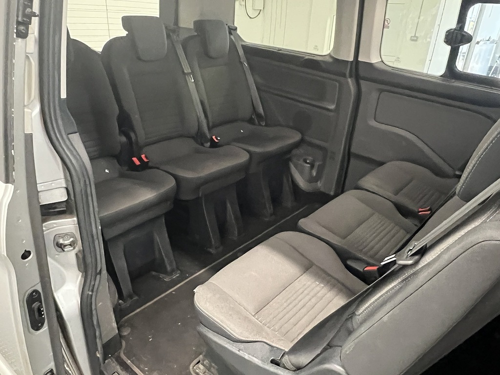 Ford Tourneo Custom 2.0 320 Ecoblue Titanium Minibus Double Cab Di Silver #5