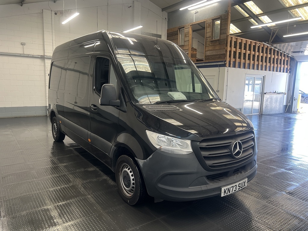 Mercedes-Benz Sprinter 2.0 315 Cdi Progressive Panel Van Manua Black #4